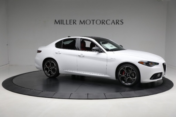 New 2024 Alfa Romeo Giulia Veloce for sale $56,710 at Bentley Greenwich in Greenwich CT 06830 23