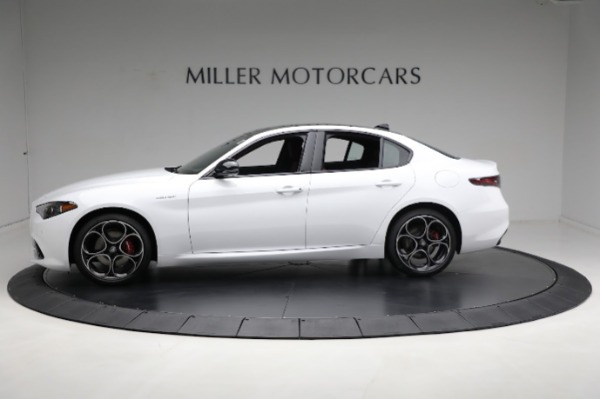New 2024 Alfa Romeo Giulia Veloce for sale Sold at Bentley Greenwich in Greenwich CT 06830 6