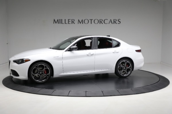 New 2024 Alfa Romeo Giulia Veloce for sale Sold at Bentley Greenwich in Greenwich CT 06830 1