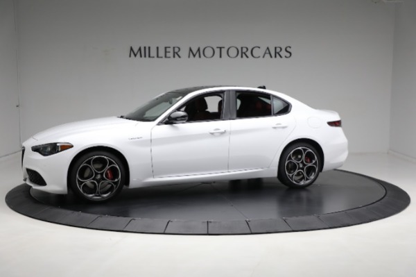 New 2024 Alfa Romeo Giulia Ti | Greenwich, CT