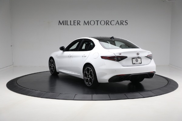 New 2024 Alfa Romeo Giulia Veloce for sale Sold at Bentley Greenwich in Greenwich CT 06830 10