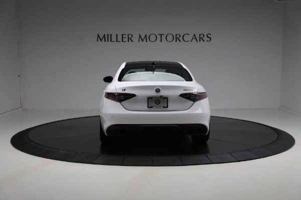 New 2024 Alfa Romeo Giulia Veloce for sale Sold at Bentley Greenwich in Greenwich CT 06830 12