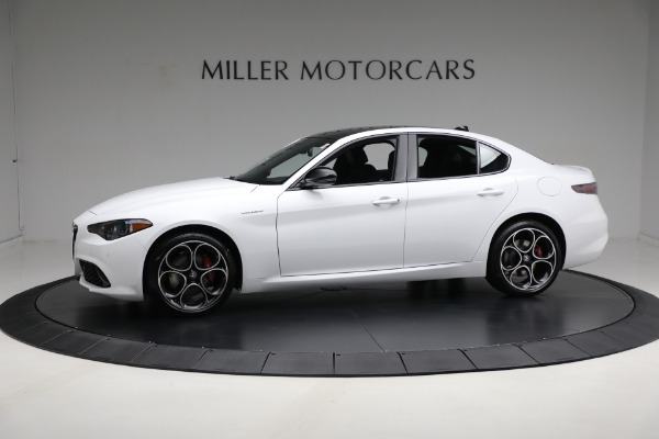 New 2024 Alfa Romeo Giulia Veloce for sale Sold at Bentley Greenwich in Greenwich CT 06830 5