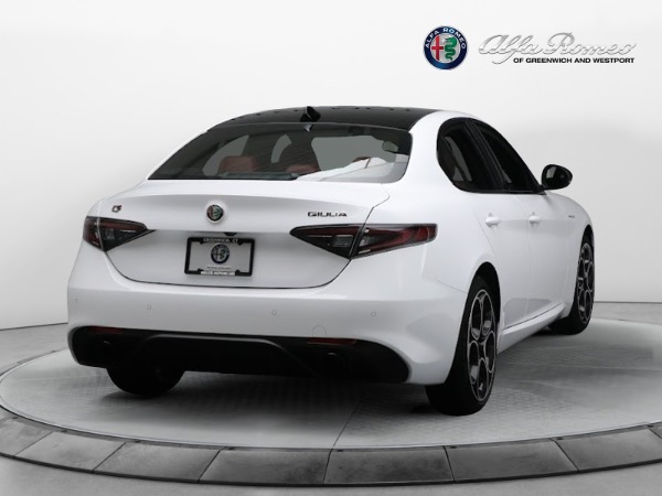 New 2024 Alfa Romeo Giulia Veloce for sale Sold at Bentley Greenwich in Greenwich CT 06830 13
