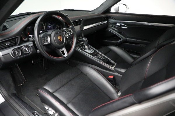 Used 2019 Porsche 911 Turbo for sale $169,900 at Bentley Greenwich in Greenwich CT 06830 18