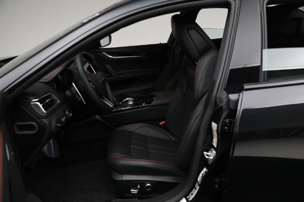 New 2024 Maserati Ghibli Modena Ultima Q4 for sale Sold at Bentley Greenwich in Greenwich CT 06830 24