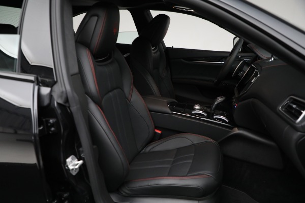 New 2024 Maserati Ghibli Modena Ultima Q4 for sale Sold at Bentley Greenwich in Greenwich CT 06830 28