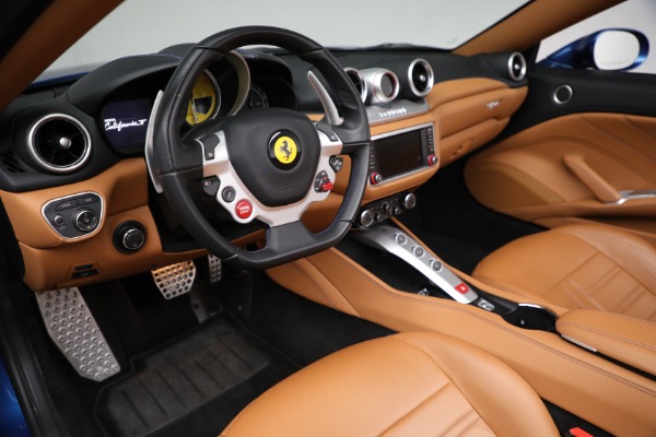 Used 2016 Ferrari California T for sale Sold at Bentley Greenwich in Greenwich CT 06830 19