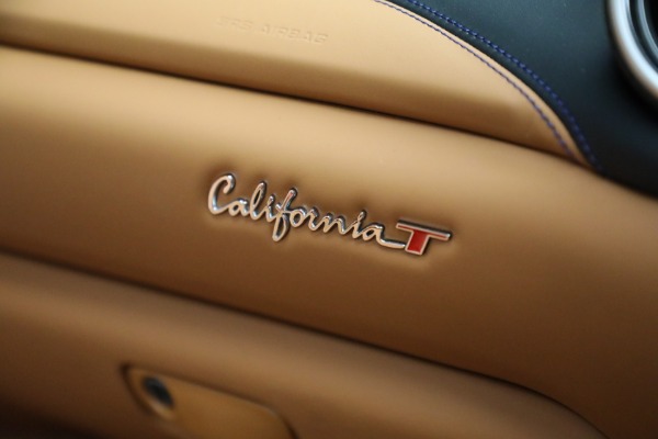 Used 2016 Ferrari California T for sale Sold at Bentley Greenwich in Greenwich CT 06830 27