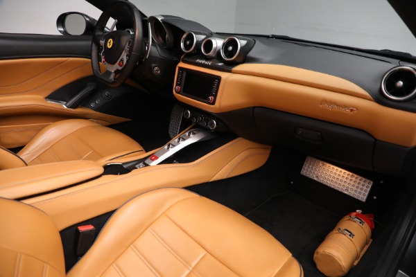 Used 2015 Ferrari California T for sale $142,900 at Bentley Greenwich in Greenwich CT 06830 22