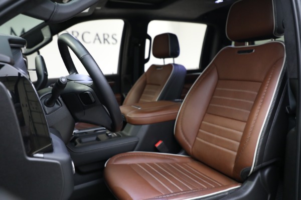 Used 2024 GMC Sierra 2500HD Denali Ultimate for sale Sold at Bentley Greenwich in Greenwich CT 06830 13