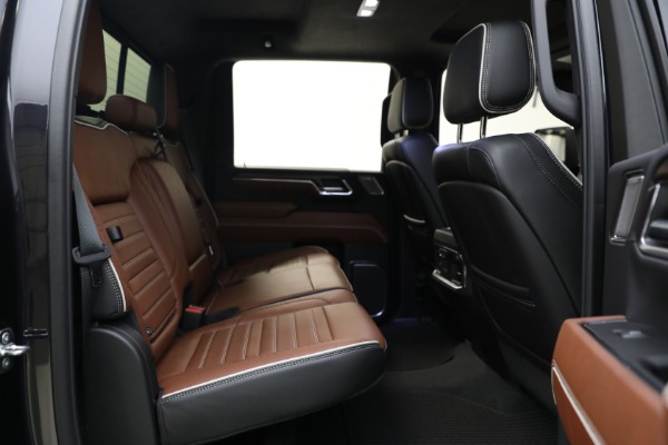 Used 2024 GMC Sierra 2500HD Denali Ultimate for sale Sold at Bentley Greenwich in Greenwich CT 06830 20