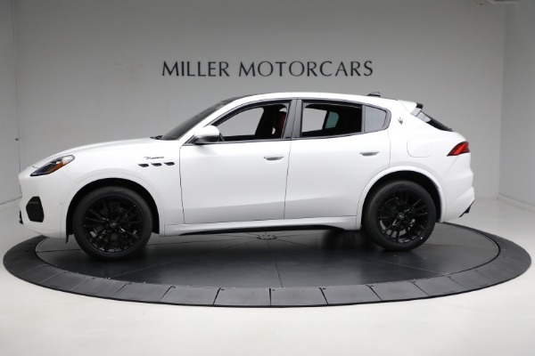 New 2024 Maserati Grecale Modena for sale Sold at Bentley Greenwich in Greenwich CT 06830 5