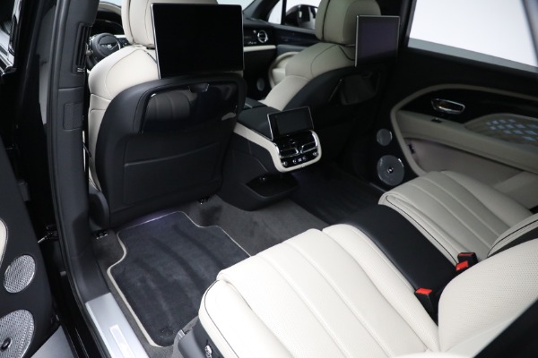 New 2024 Bentley Bentayga EWB Azure V8 for sale Sold at Bentley Greenwich in Greenwich CT 06830 26