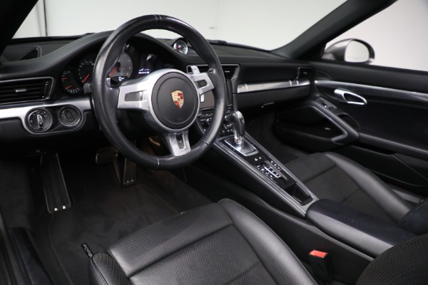 Used 2015 Porsche 911 Carrera 4S for sale Call for price at Bentley Greenwich in Greenwich CT 06830 19