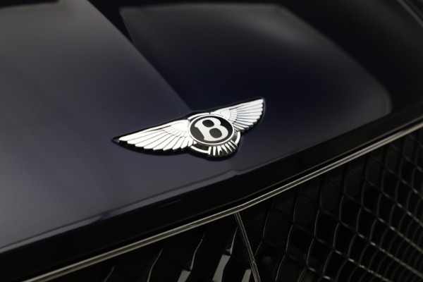 Used 2024 Bentley Bentayga EWB V8 for sale Sold at Bentley Greenwich in Greenwich CT 06830 13