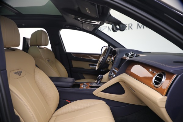 Used 2024 Bentley Bentayga EWB V8 for sale Sold at Bentley Greenwich in Greenwich CT 06830 23