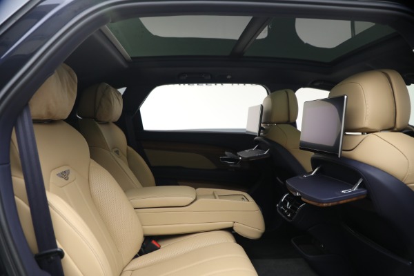 Used 2024 Bentley Bentayga EWB V8 for sale Sold at Bentley Greenwich in Greenwich CT 06830 26