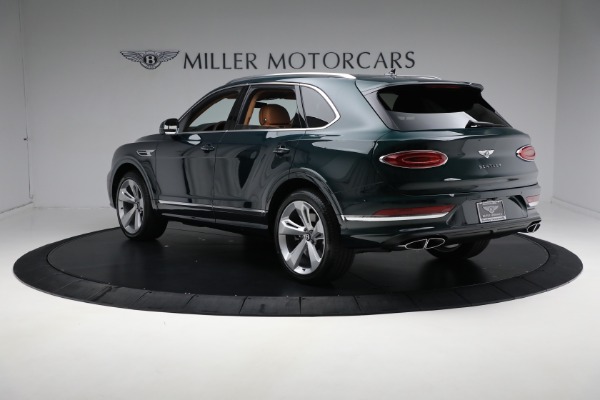 New 2024 Bentley Bentayga V8 for sale Sold at Bentley Greenwich in Greenwich CT 06830 4