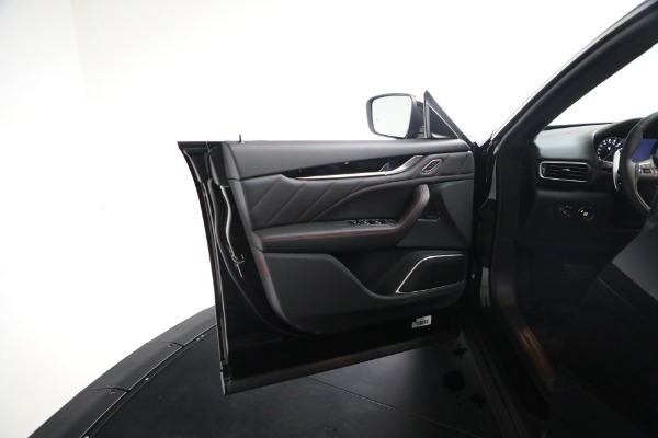 New 2024 Maserati Levante Modena Ultima for sale Sold at Bentley Greenwich in Greenwich CT 06830 27