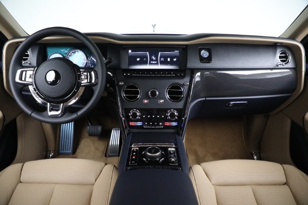Used 2024 Rolls-Royce Black Badge Cullinan for sale Sold at Bentley Greenwich in Greenwich CT 06830 4