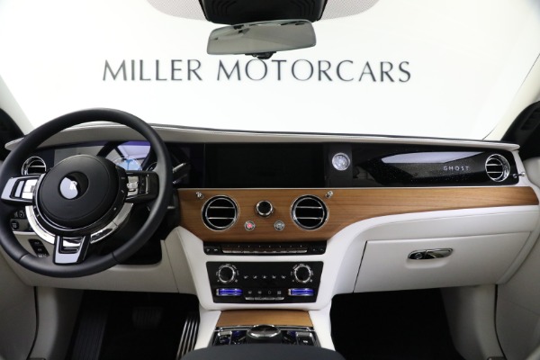 Used 2022 Rolls-Royce Ghost for sale Sold at Bentley Greenwich in Greenwich CT 06830 4