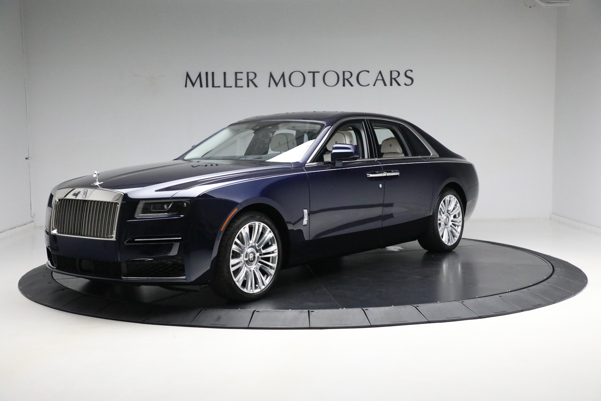 Used 2022 Rolls-Royce Ghost for sale Sold at Bentley Greenwich in Greenwich CT 06830 1