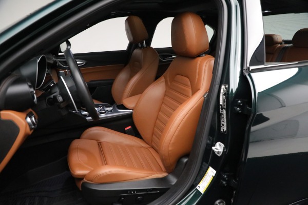 Used 2021 Alfa Romeo Giulia Ti Sport for sale Sold at Bentley Greenwich in Greenwich CT 06830 27