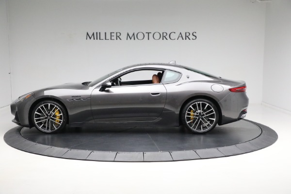 Used 2024 Maserati GranTurismo Modena for sale Call for price at Bentley Greenwich in Greenwich CT 06830 3