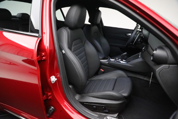New 2024 Alfa Romeo Giulia Quadrifoglio for sale Sold at Bentley Greenwich in Greenwich CT 06830 23
