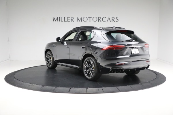 New 2024 Maserati Grecale GT for sale Sold at Bentley Greenwich in Greenwich CT 06830 11