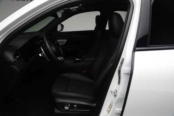 New 2024 Maserati Grecale GT for sale Sold at Bentley Greenwich in Greenwich CT 06830 23