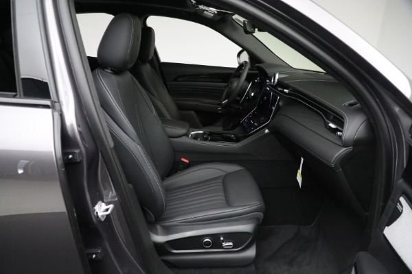 New 2024 Maserati Grecale GT for sale $69,900 at Bentley Greenwich in Greenwich CT 06830 27