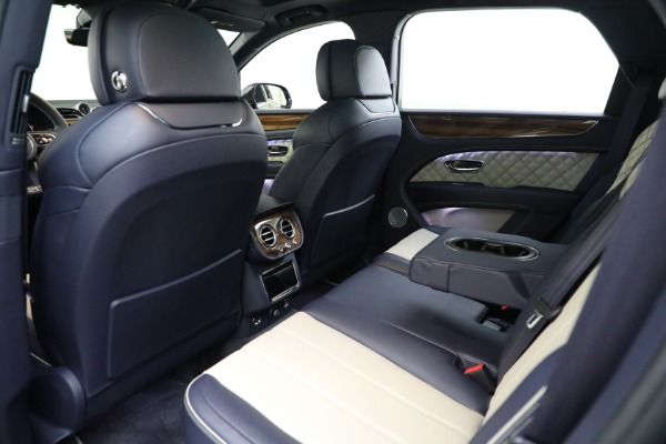 Used 2021 Bentley Bentayga V8 for sale Sold at Bentley Greenwich in Greenwich CT 06830 14
