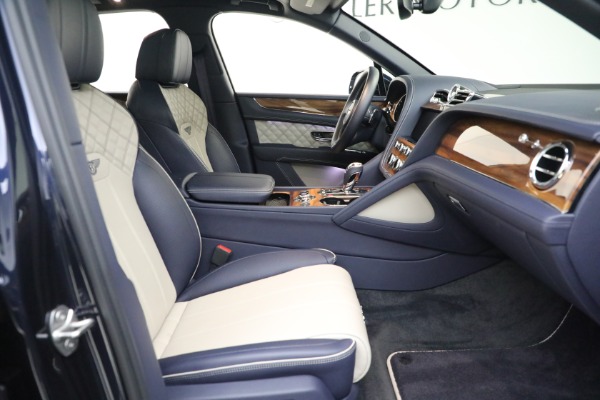 Used 2021 Bentley Bentayga V8 for sale Sold at Bentley Greenwich in Greenwich CT 06830 19