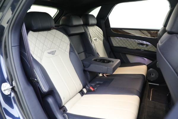 Used 2021 Bentley Bentayga V8 for sale Sold at Bentley Greenwich in Greenwich CT 06830 24