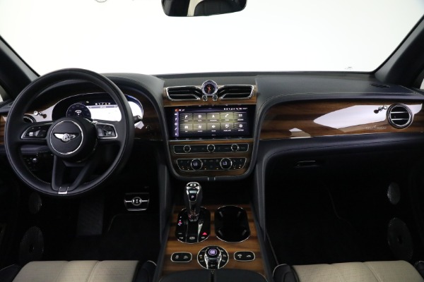 Used 2021 Bentley Bentayga V8 for sale Sold at Bentley Greenwich in Greenwich CT 06830 26