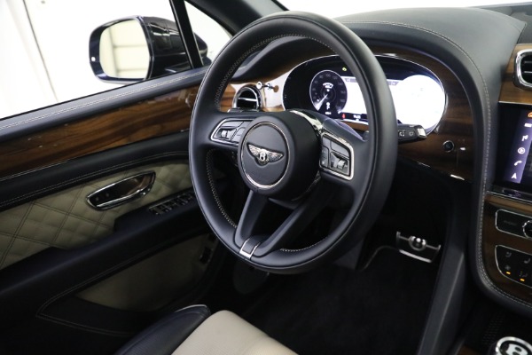 Used 2021 Bentley Bentayga V8 for sale Sold at Bentley Greenwich in Greenwich CT 06830 27