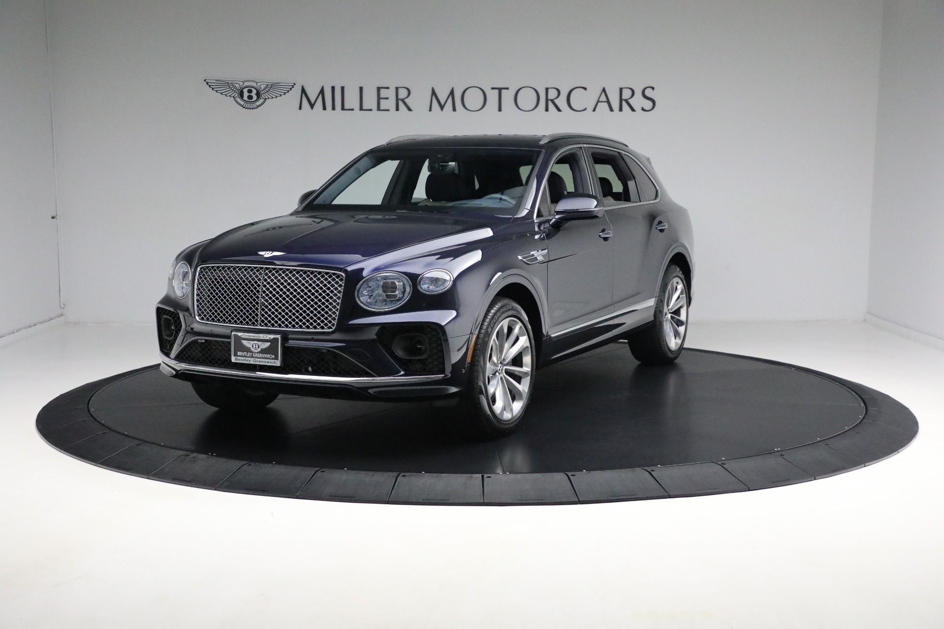 Used 2021 Bentley Bentayga V8 for sale Sold at Bentley Greenwich in Greenwich CT 06830 1