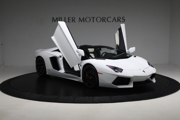 Used 2013 Lamborghini Aventador LP 700-4 for sale Sold at Bentley Greenwich in Greenwich CT 06830 16
