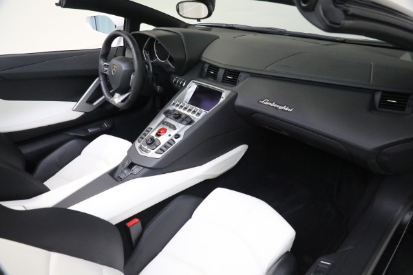 Used 2013 Lamborghini Aventador LP 700-4 for sale Sold at Bentley Greenwich in Greenwich CT 06830 20