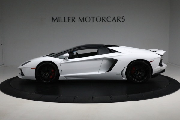 Used 2013 Lamborghini Aventador LP 700-4 for sale Sold at Bentley Greenwich in Greenwich CT 06830 4