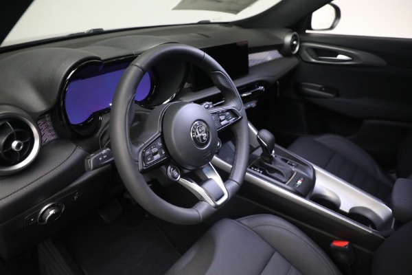 New 2024 Alfa Romeo Tonale Ti for sale Sold at Bentley Greenwich in Greenwich CT 06830 26