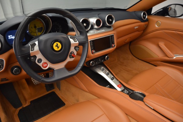 Used 2015 Ferrari California T for sale Sold at Bentley Greenwich in Greenwich CT 06830 25