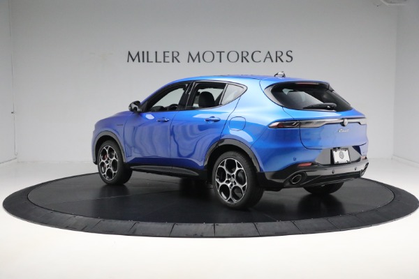 New 2024 Alfa Romeo Tonale Veloce for sale Sold at Bentley Greenwich in Greenwich CT 06830 8
