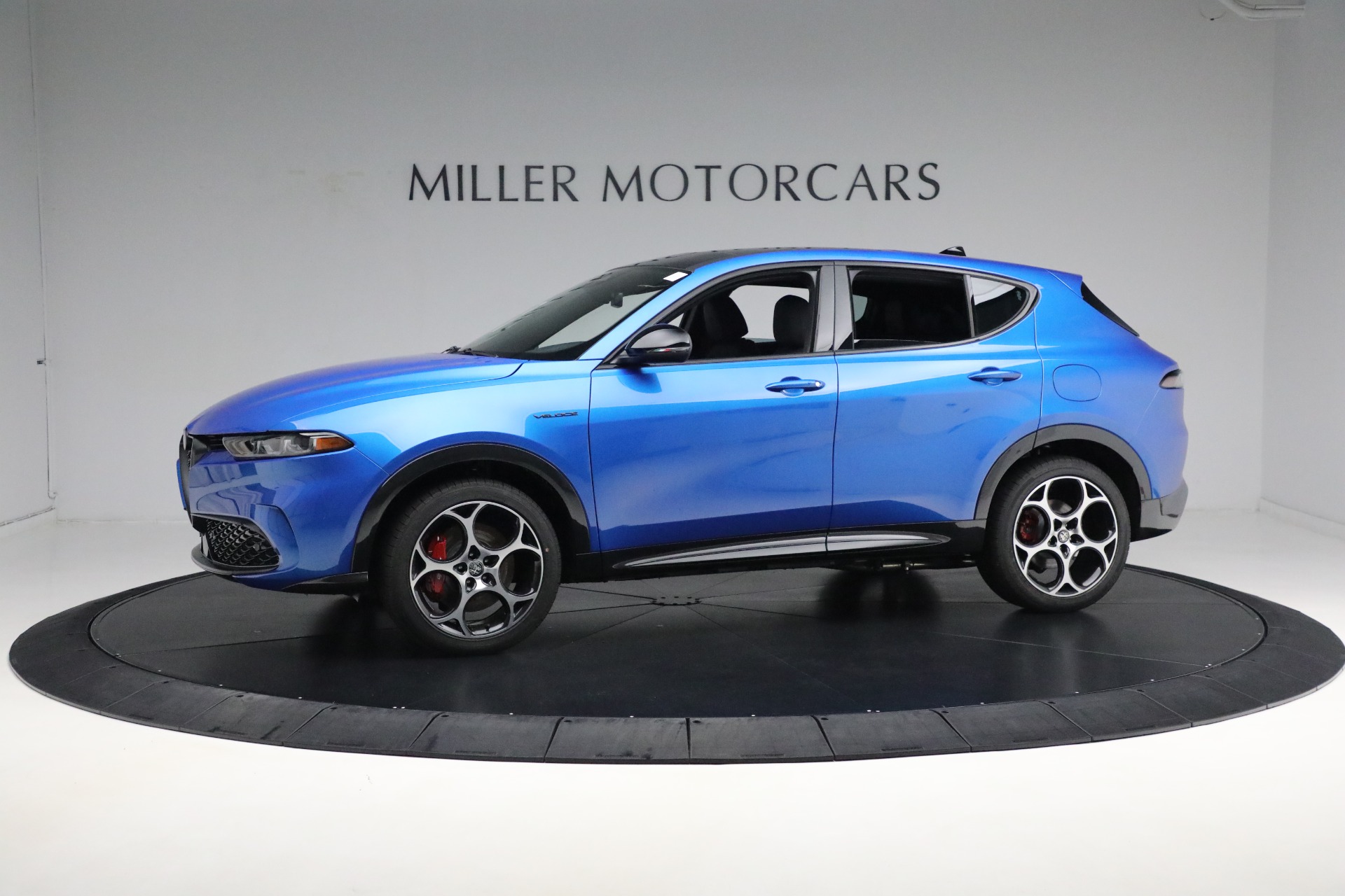 New 2024 Alfa Romeo Tonale Veloce for sale Sold at Bentley Greenwich in Greenwich CT 06830 1