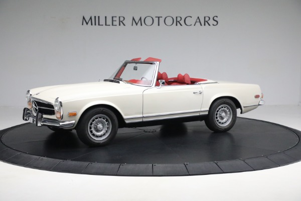 Used 1970 Mercedes-Benz 280 SL for sale Sold at Bentley Greenwich in Greenwich CT 06830 2