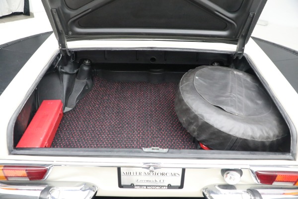 Used 1970 Mercedes-Benz 280 SL for sale Sold at Bentley Greenwich in Greenwich CT 06830 27