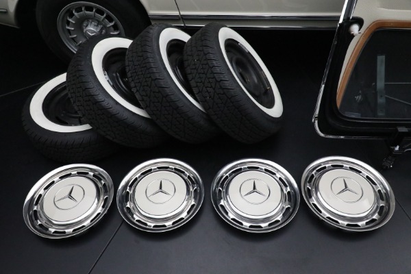 Used 1970 Mercedes-Benz 280 SL for sale Sold at Bentley Greenwich in Greenwich CT 06830 4