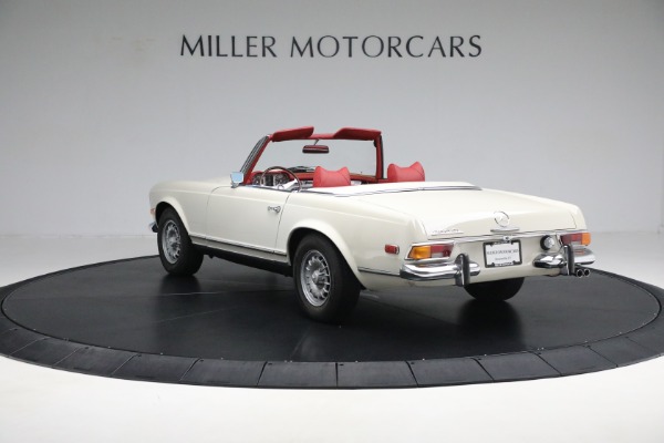 Used 1970 Mercedes-Benz 280 SL for sale Sold at Bentley Greenwich in Greenwich CT 06830 7